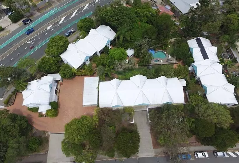 Chez Noosa Resort Motel