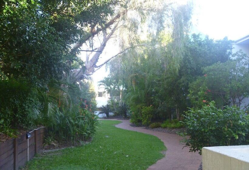 Chez Noosa Resort Motel