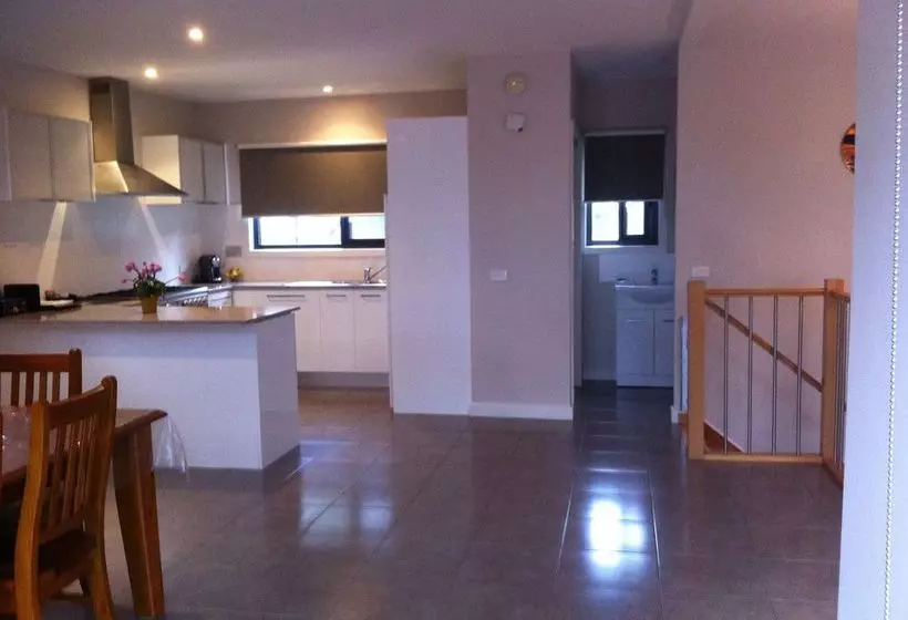 בית מלון כפרי Anchor Belle Holiday Park