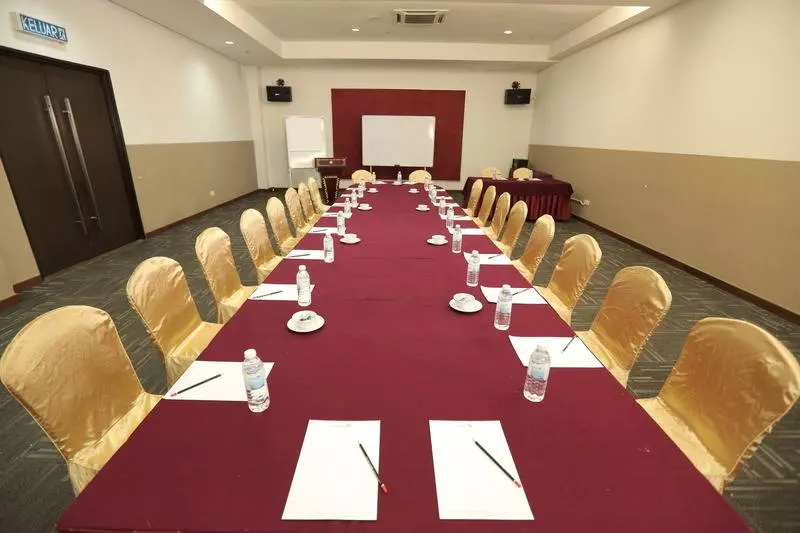 Hotel Arabian Bay Resort   Bukit Gambang Resort City