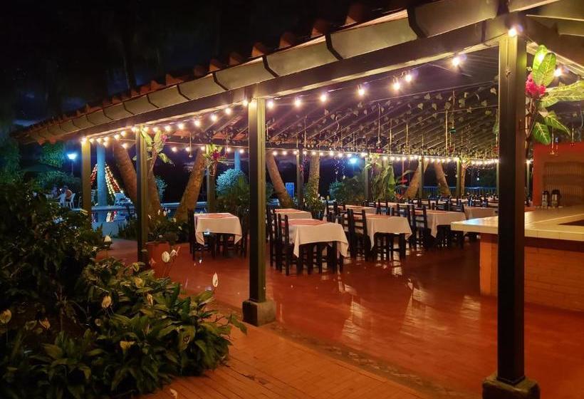 هتل Casaroma Finca