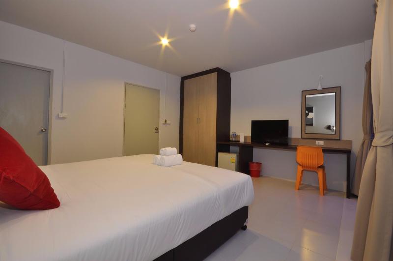 Hotel Chalong Sea Breeze