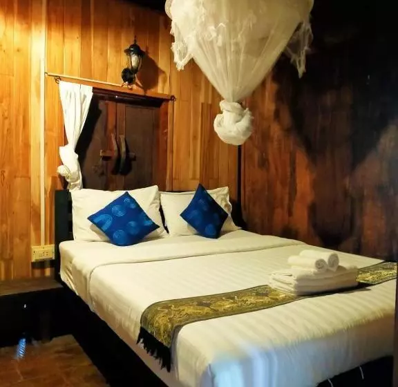 هتل Champa Lao The Villa