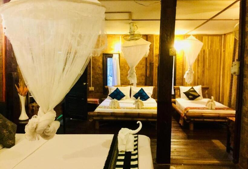 ホテル Champa Lao The Villa