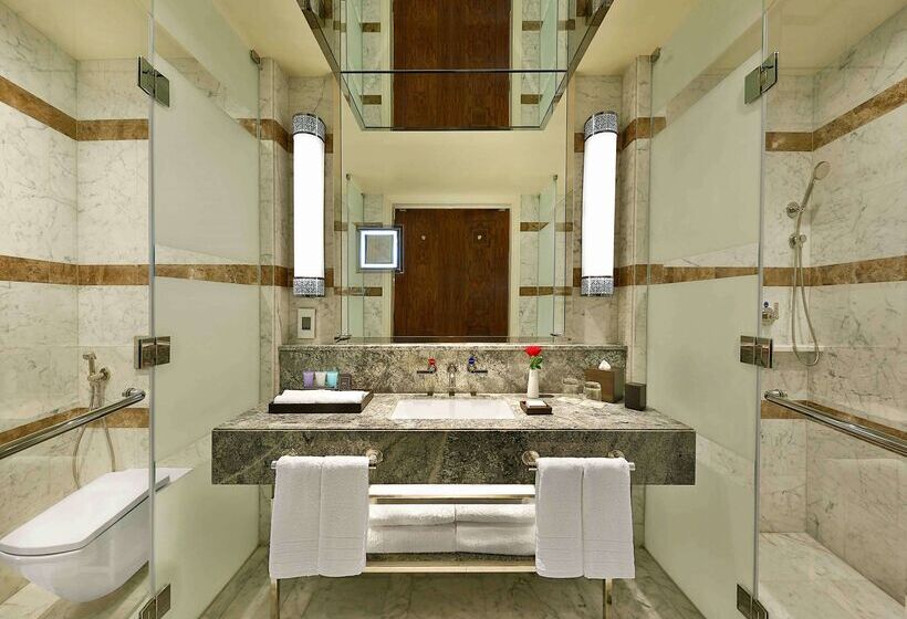 Отель Conrad Jabal Omar Makkah