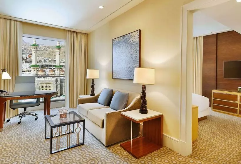 Hotel Conrad Jabal Omar Makkah