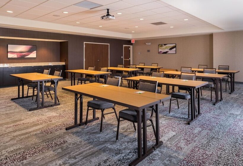 בית מלון כפרי Courtyard By Marriott Elmira Horseheads