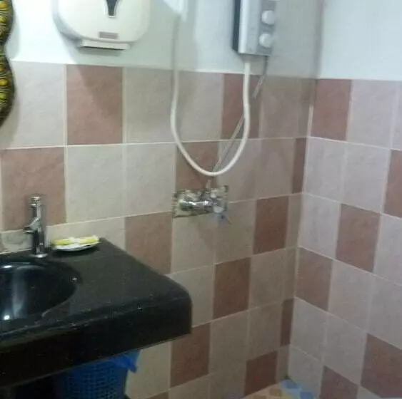 هتل 7 Hung Hung Inn