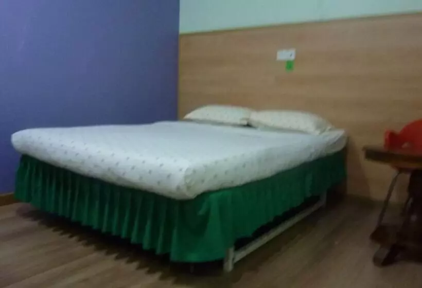 هتل 7 Hung Hung Inn