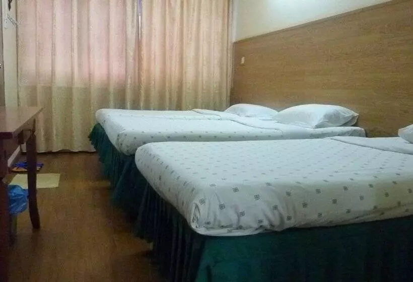 هتل 7 Hung Hung Inn