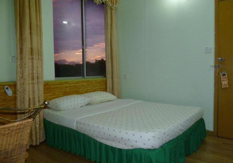 Hotel 7 Hung Hung Inn