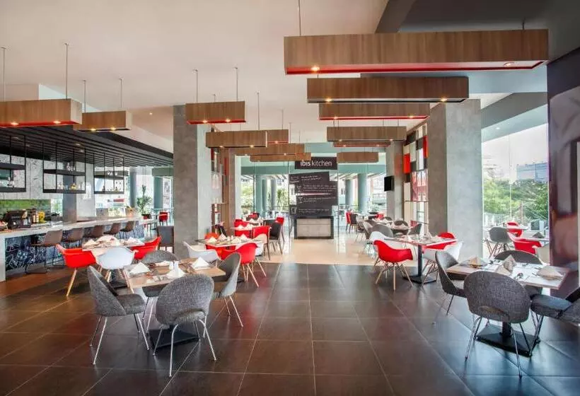 Hotel Ibis Manado City Center Boulevard