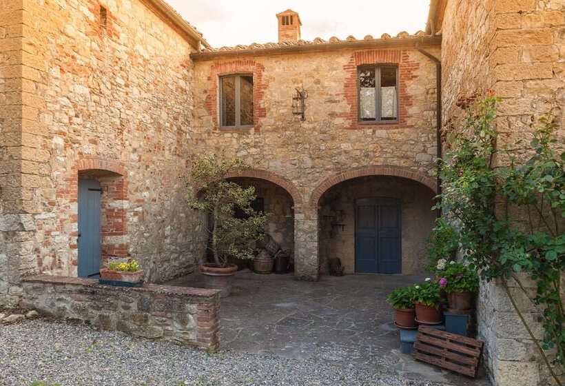 Отель La Pieve Marsina