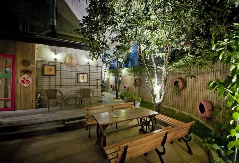 Hotelli Parkside Hostel