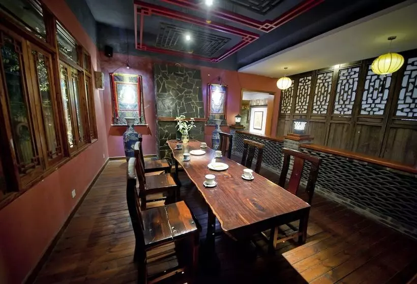 Hotelli Parkside Hostel