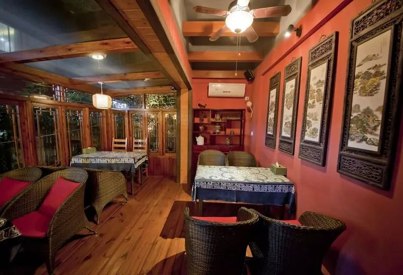Hotelli Parkside Hostel
