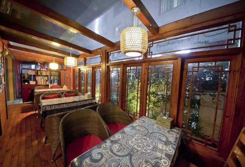 Hotelli Parkside Hostel