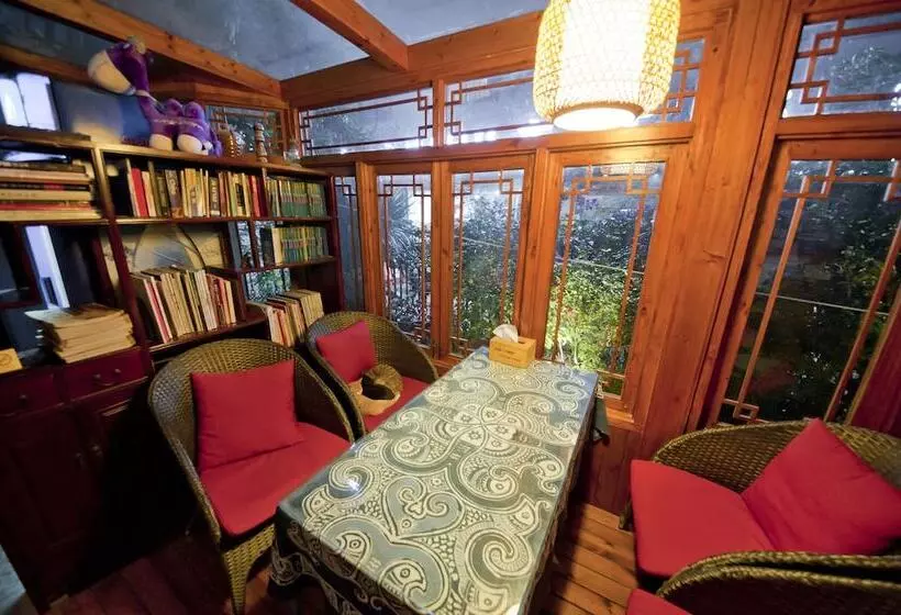Hotelli Parkside Hostel