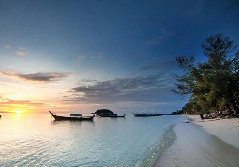 Lipe Power Beach Resort