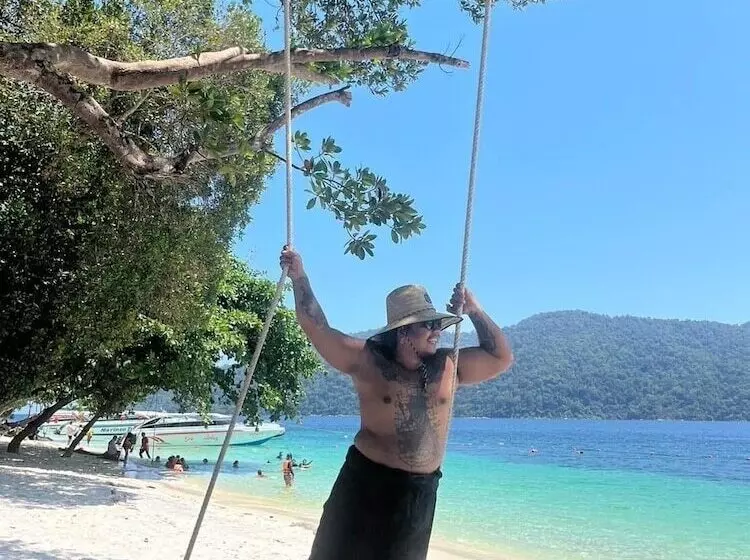 Lipe Power Beach Resort