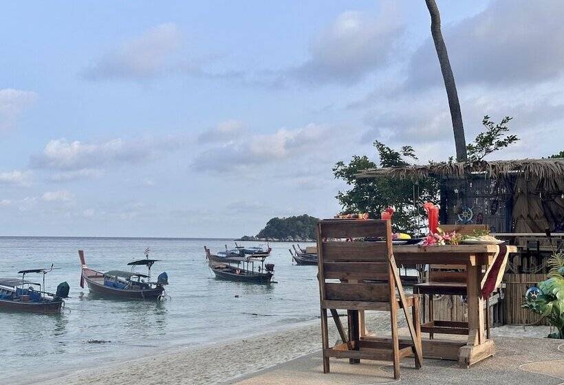 Lipe Power Beach Resort