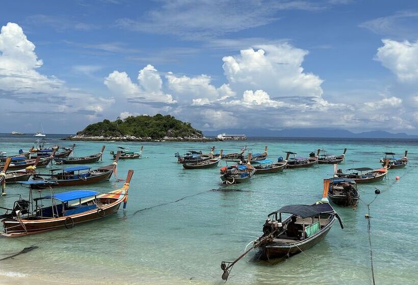 Lipe Power Beach Resort