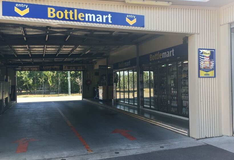 Oonoonba Hotel Motel