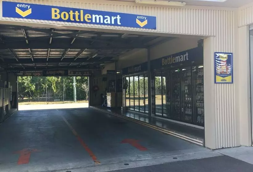 Oonoonba Hotel Motel