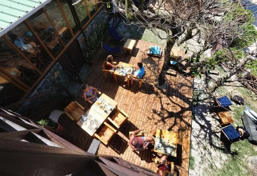 پانسیون Chantauvent Guesthouse