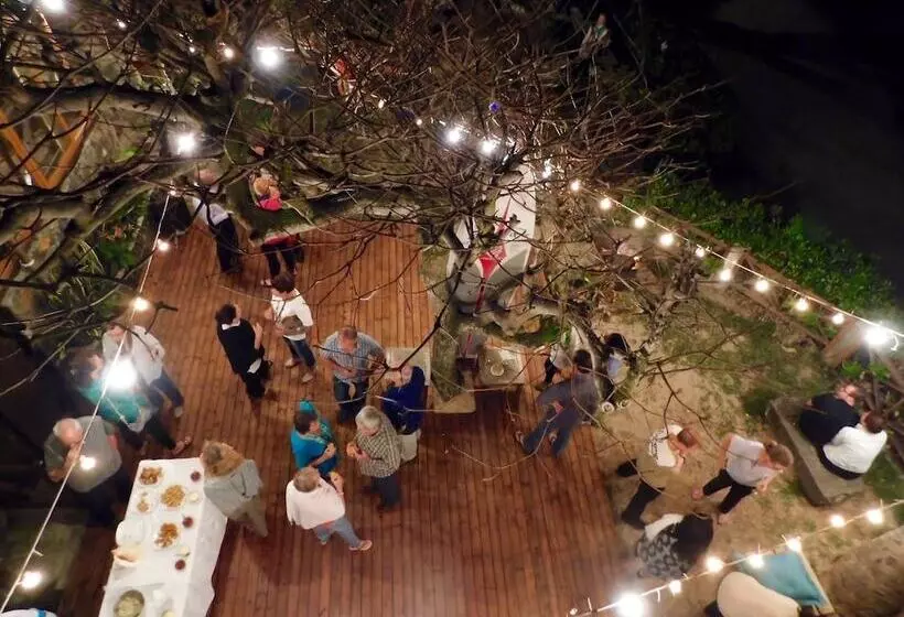 پانسیون Chantauvent Guesthouse