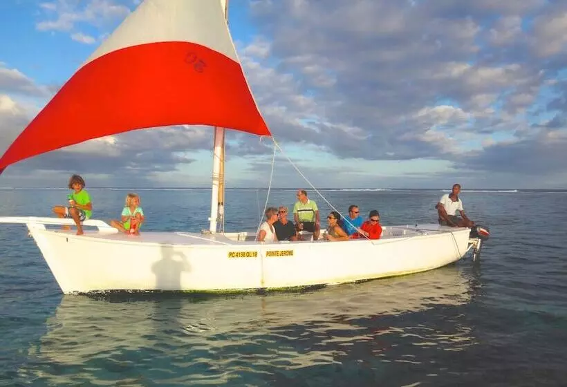 پانسیون Chantauvent Guesthouse