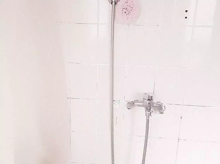 Pensiune Skyboat Inn