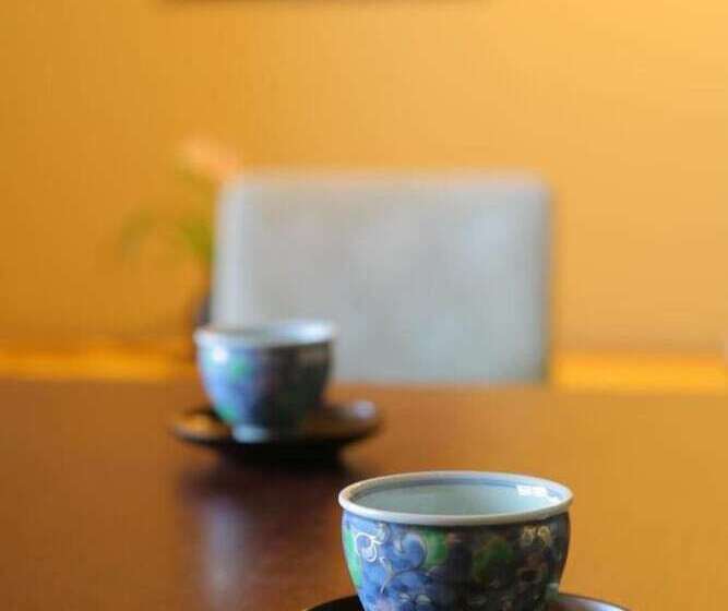 Yamashiro Onsen Ryokan Tatami