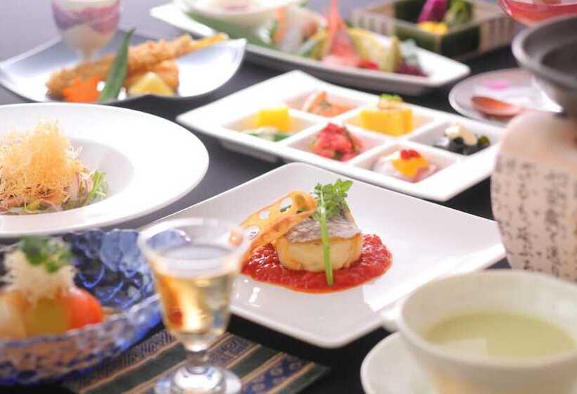 Yamashiro Onsen Ryokan Tatami