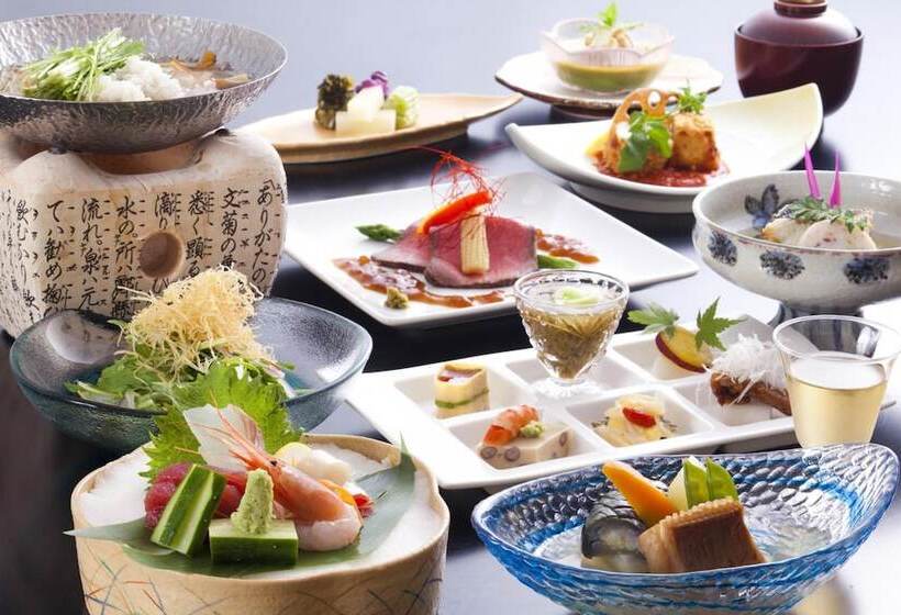 Yamashiro Onsen Ryokan Tatami