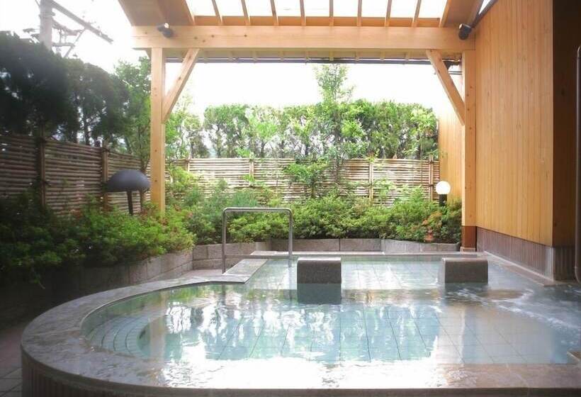 Yamashiro Onsen Ryokan Tatami