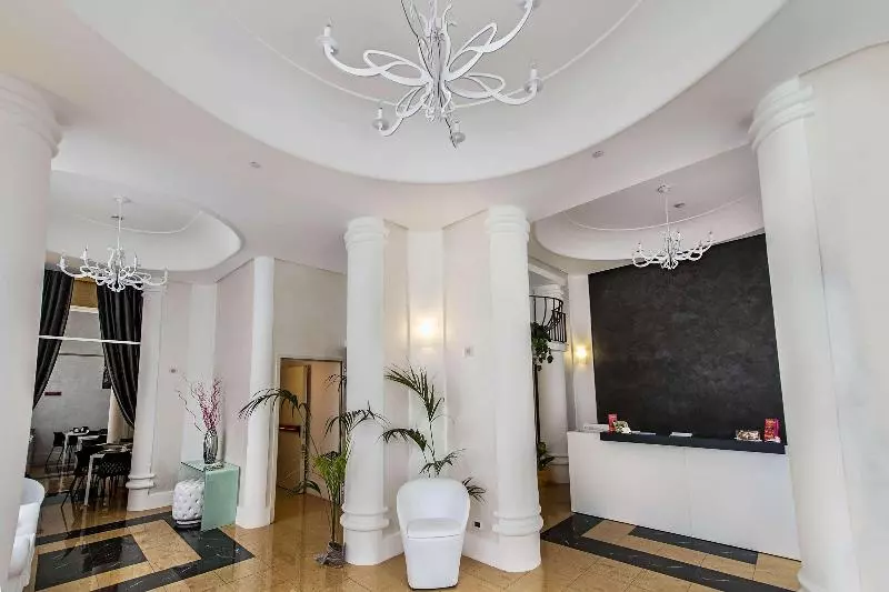 هتل Artemisia Palace