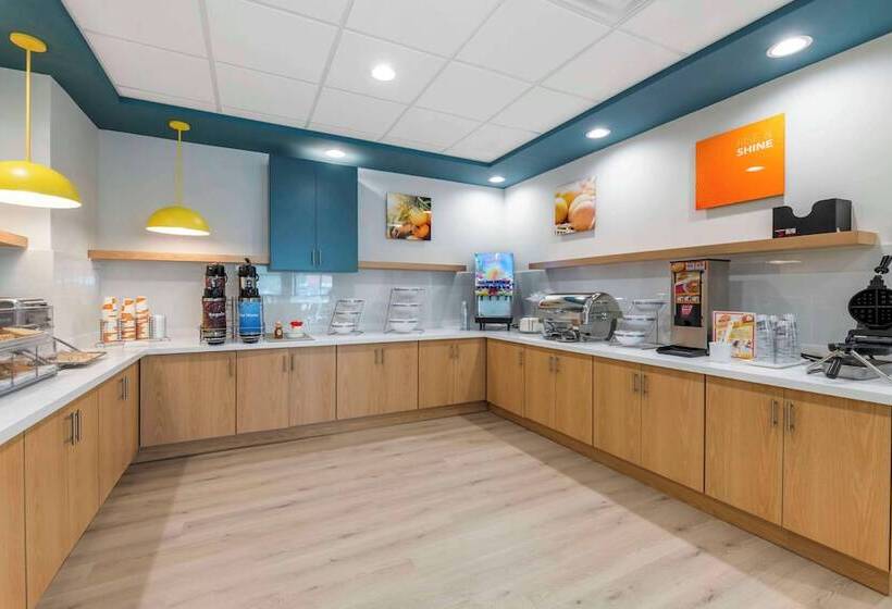 酒店 Comfort Suites St Augustine Historic District Area