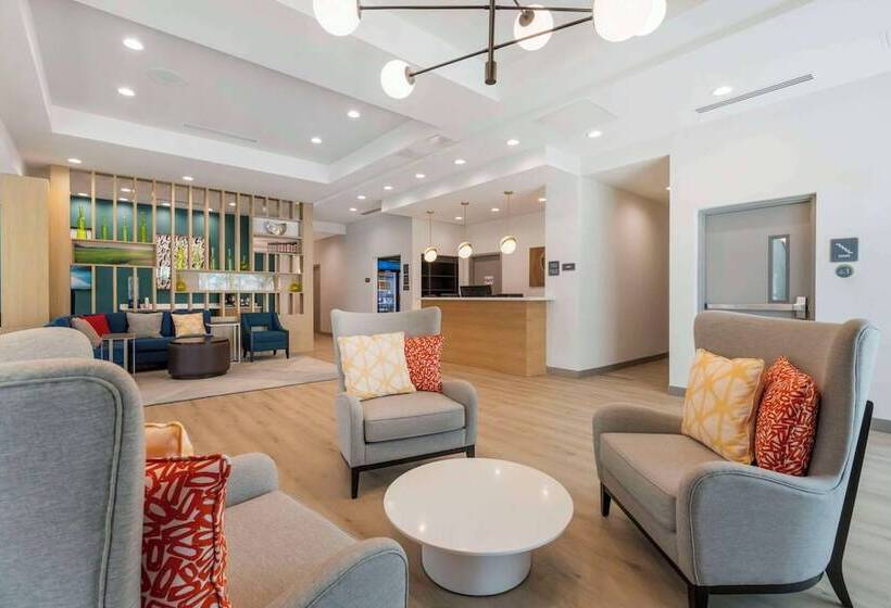 酒店 Comfort Suites St Augustine Historic District Area