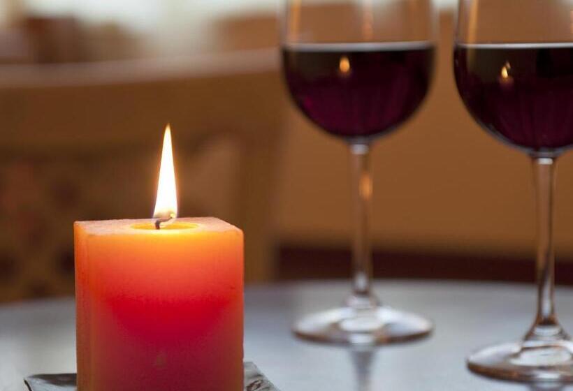 هتل Manganelli Palace