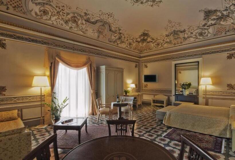 هتل Manganelli Palace