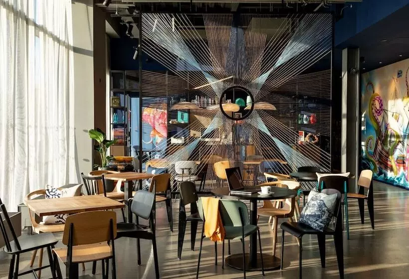 Hotelli Moxy Plymouth