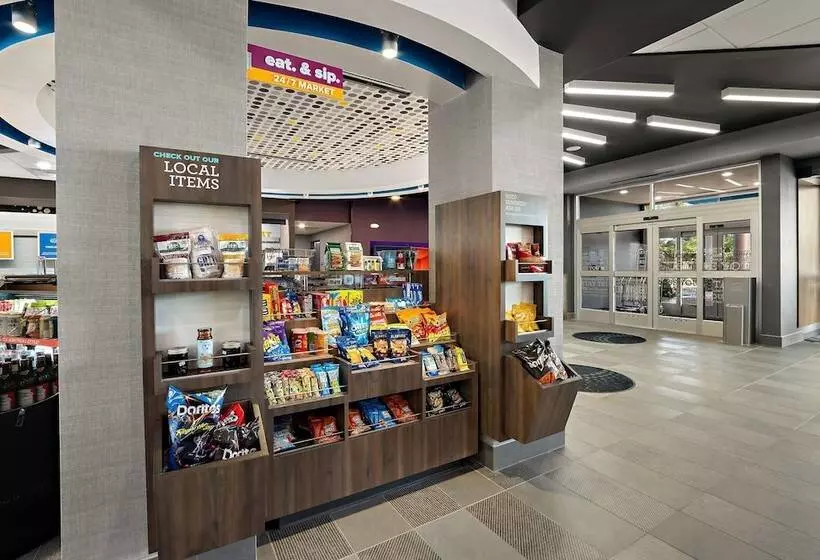 ホテル Tru By Hilton Santee