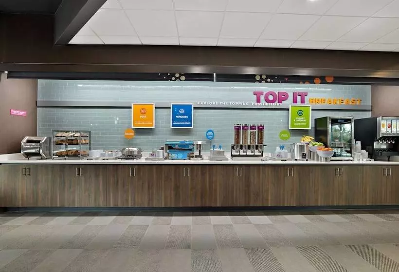 ホテル Tru By Hilton Santee