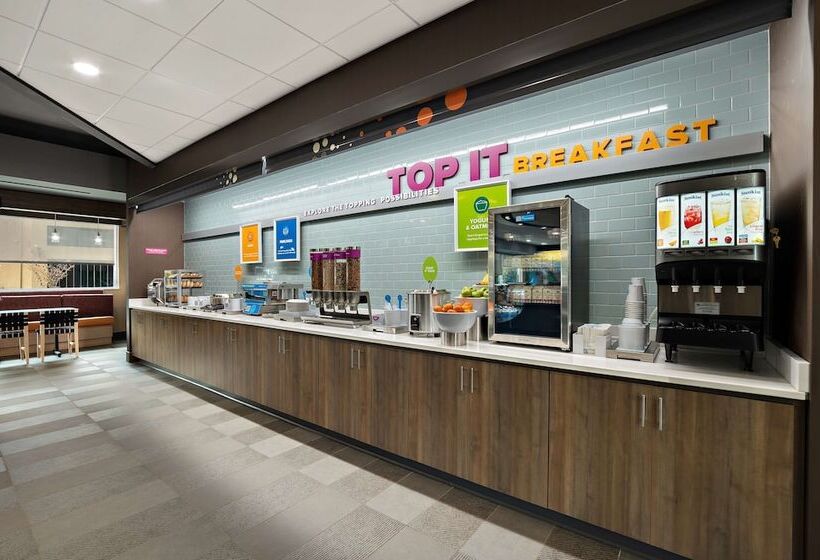 בית מלון כפרי Tru By Hilton Santee