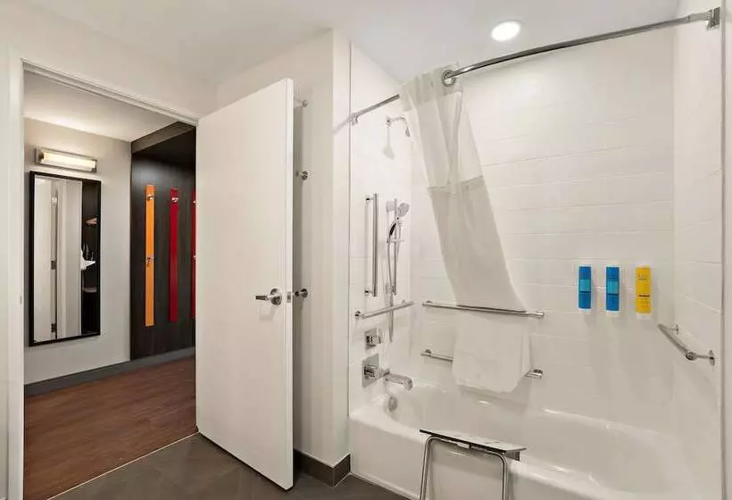 ホテル Tru By Hilton Santee