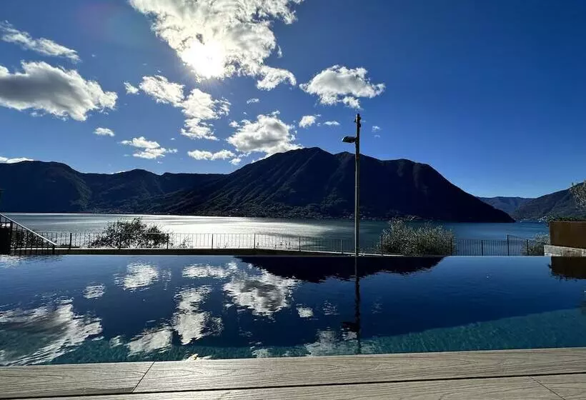 Hotelli Villa Clementina Boutique