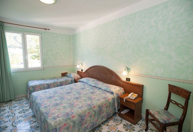 酒店 Villa Sirena Thermae & Spa