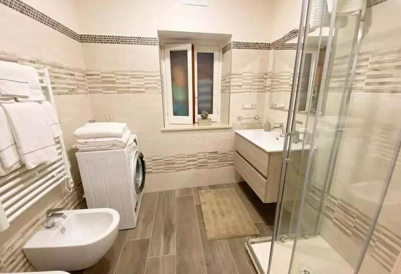 اقامتگاه Vacation Home Ground Floor 200 Meters To Beach!