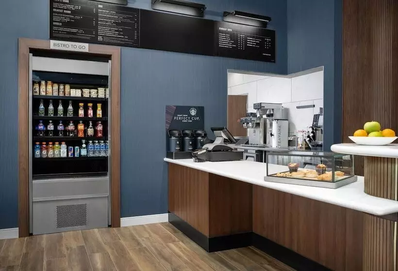 ホテル Courtyard By Marriott Northport